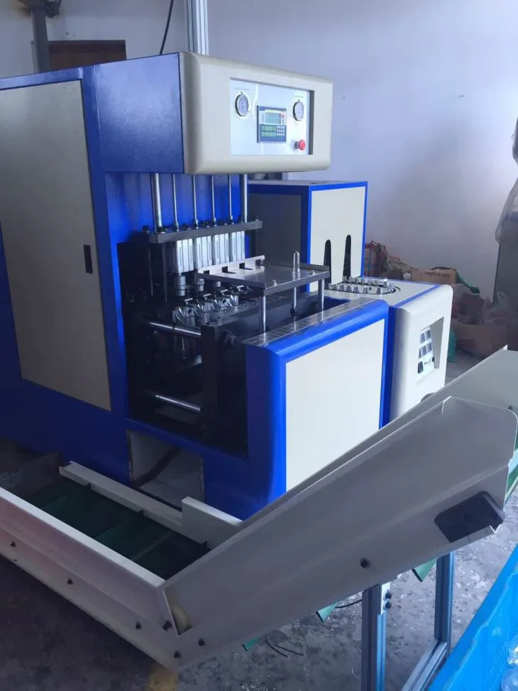 Hersteller Direktverkauf PET Gebläse von Hand Plastikflasche Blasformmaschine