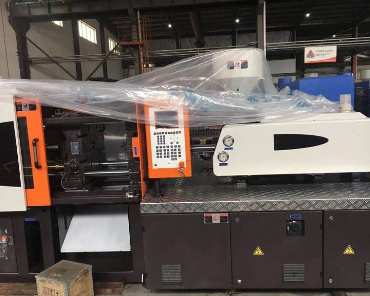 PET plastics injection molding machine3(001)